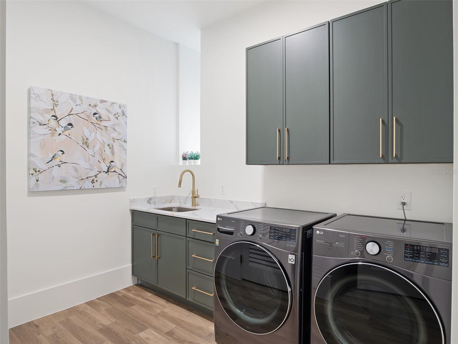 Image 29 of 51 For 5138 Fairway Oaks Dr