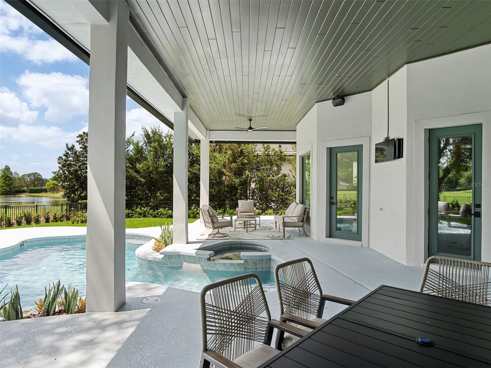 Image 30 of 51 For 5138 Fairway Oaks Dr