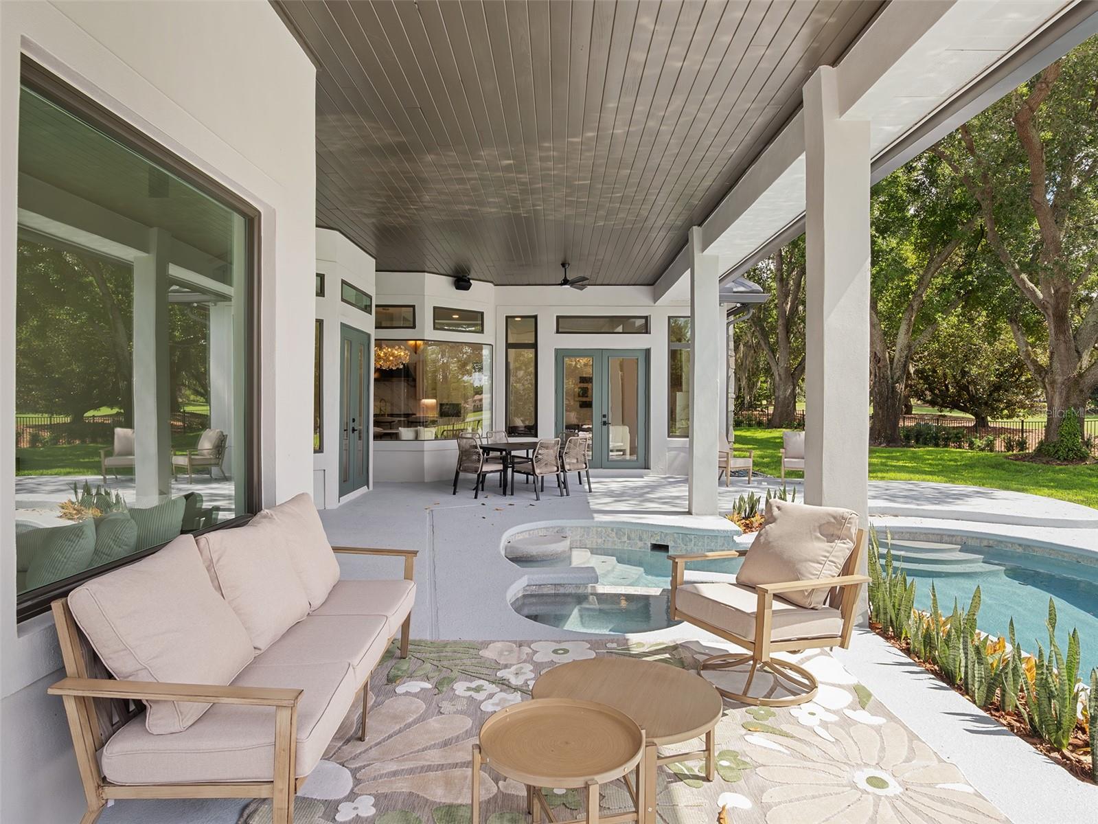 Image 32 of 51 For 5138 Fairway Oaks Dr