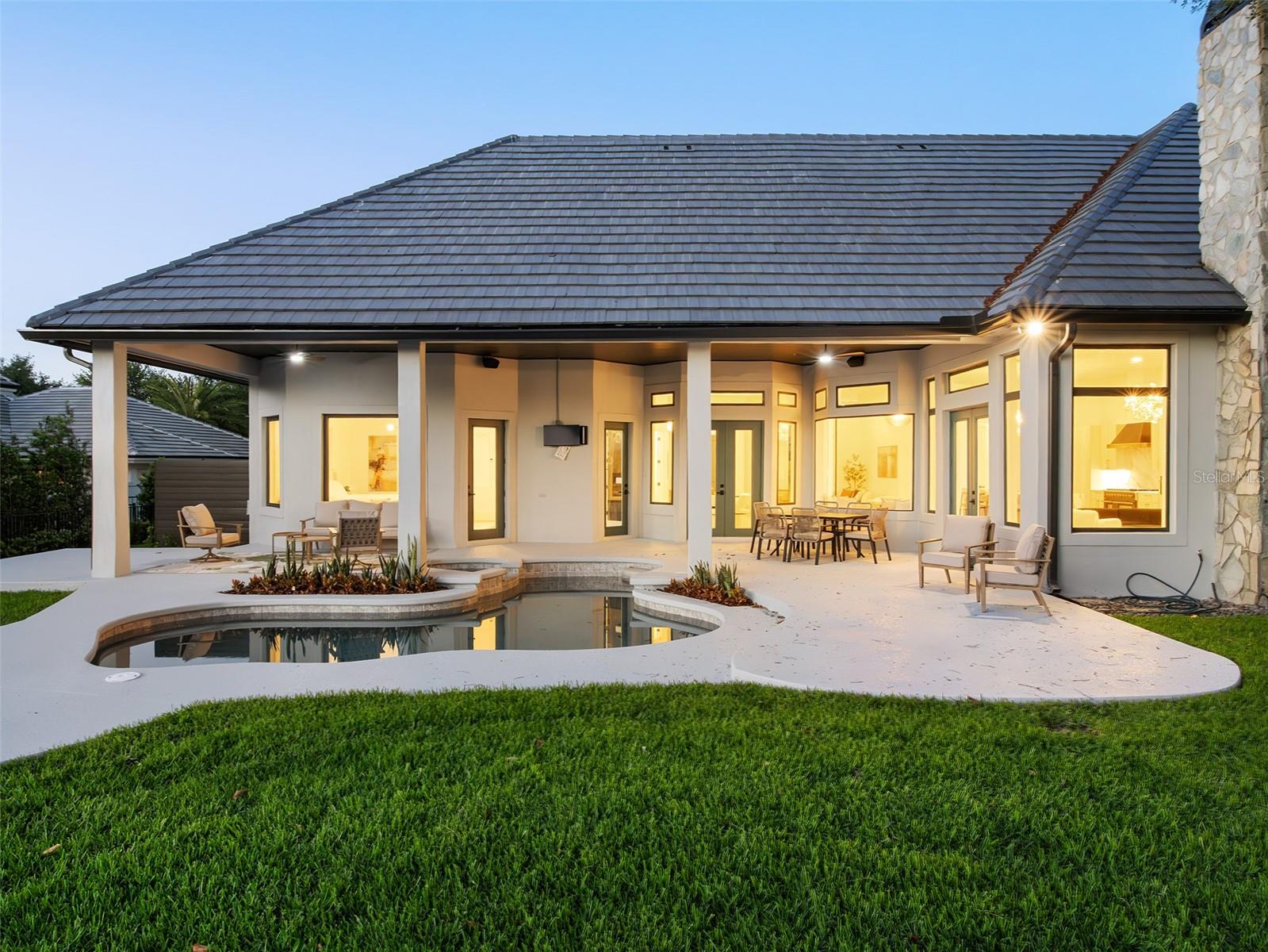 Image 43 of 51 For 5138 Fairway Oaks Dr