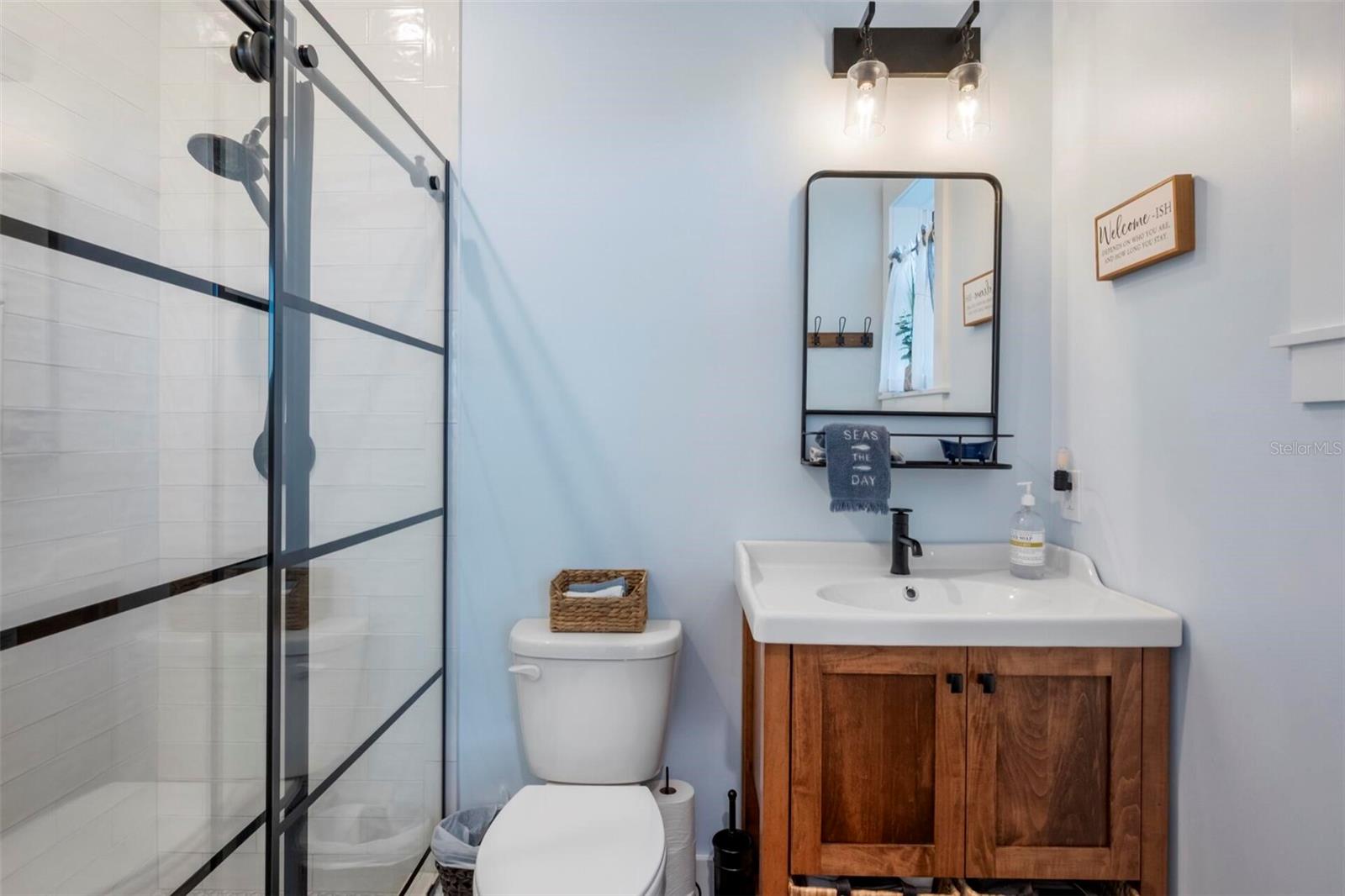 Image 13 of 36 For 331 Land Street