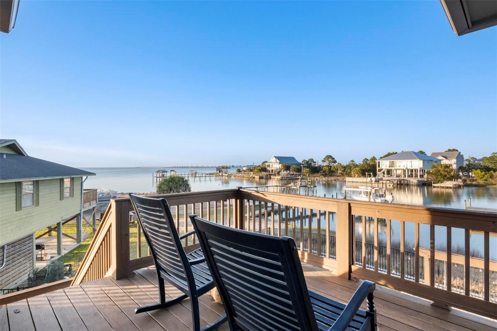 Image 19 of 36 For 331 Land Street