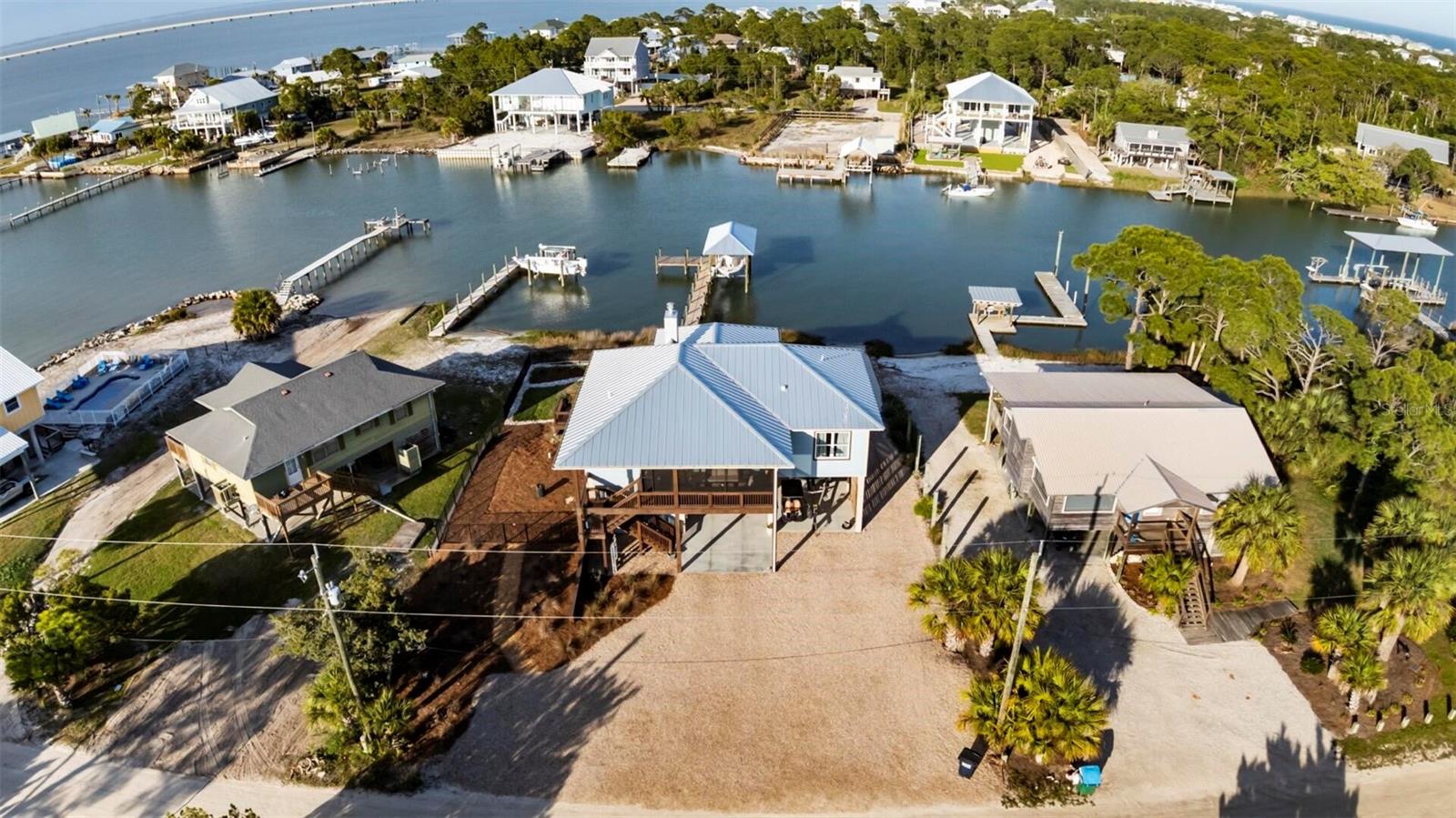 Image 2 of 36 For 331 Land Street