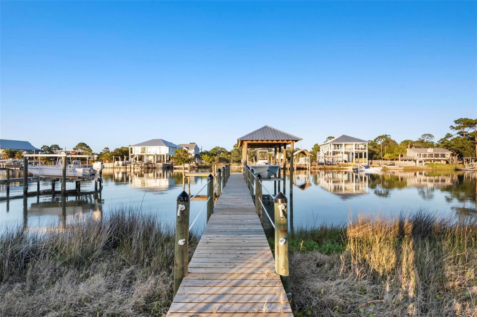 Image 22 of 36 For 331 Land Street