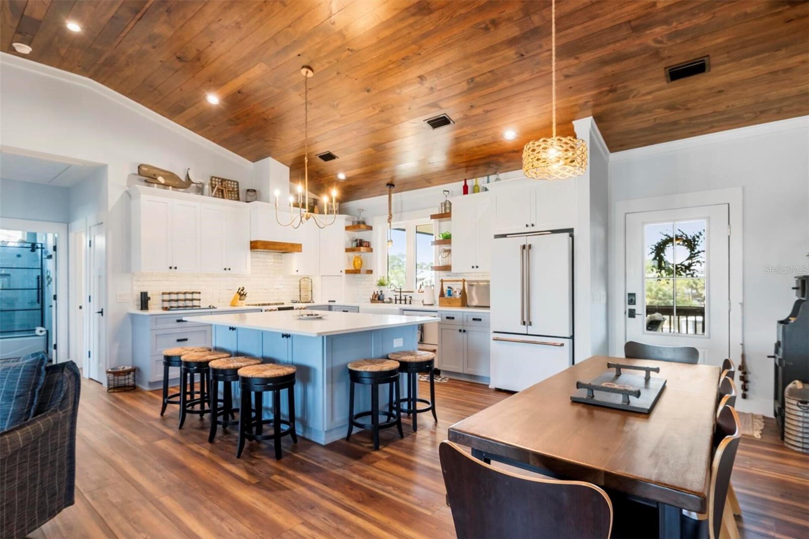 Image 24 of 36 For 331 Land Street