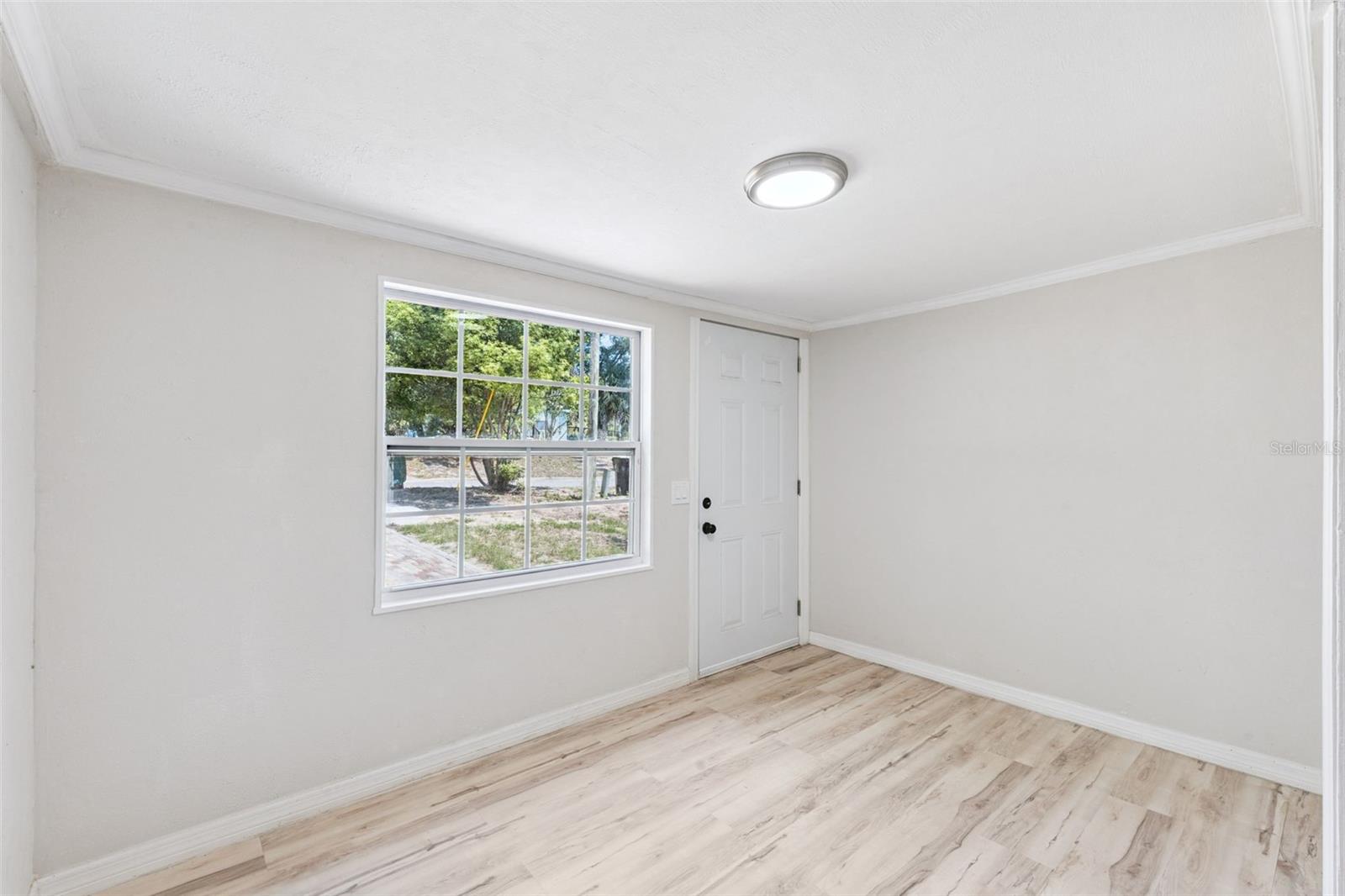 Image 4 of 33 For 8 Ella J Gilmore Street