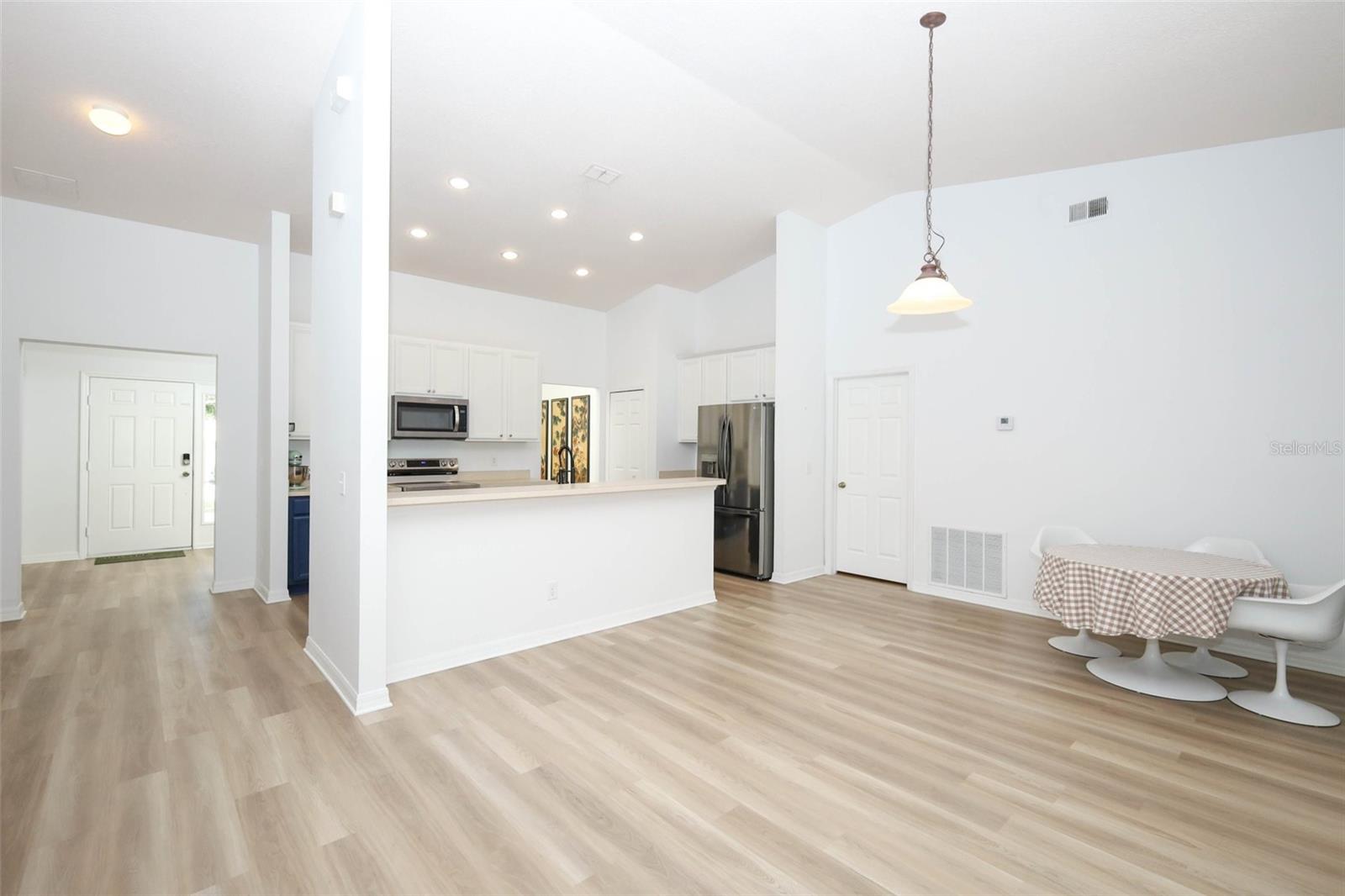 Image 13 of 58 For 1032 Burland Circle