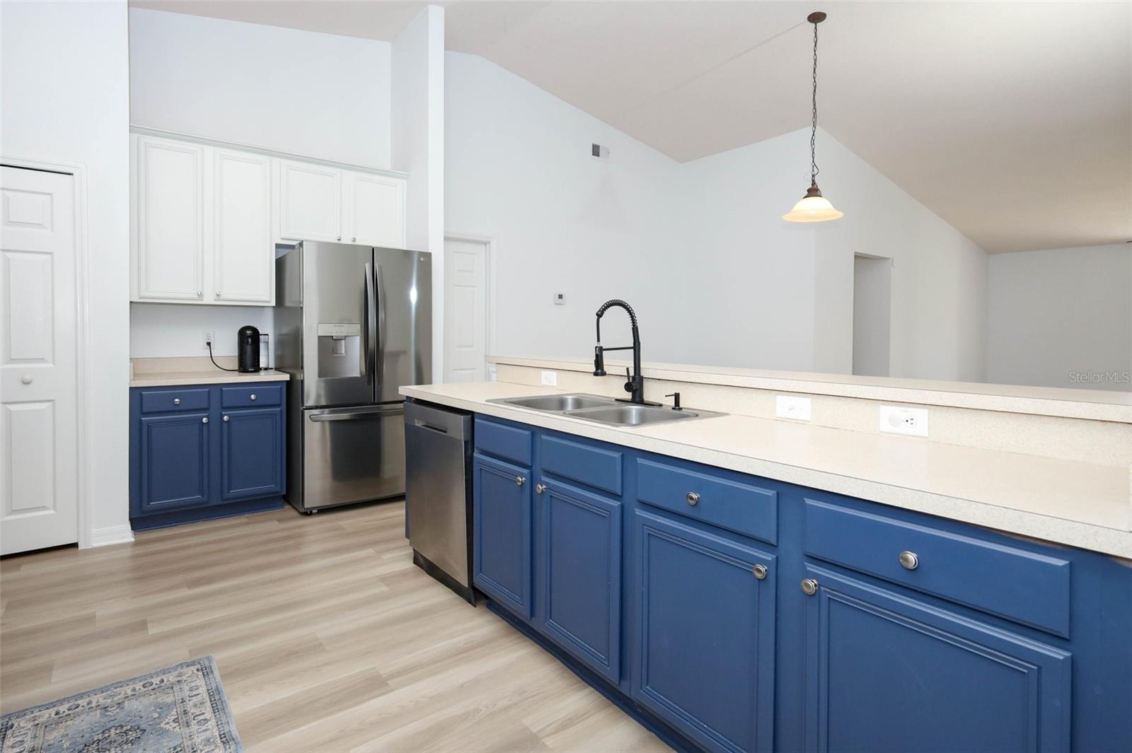 Image 18 of 58 For 1032 Burland Circle