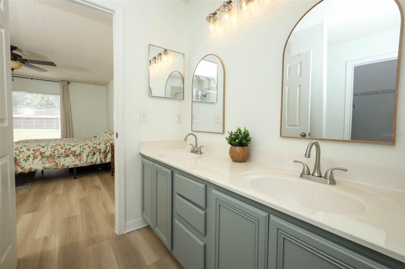 Image 30 of 58 For 1032 Burland Circle