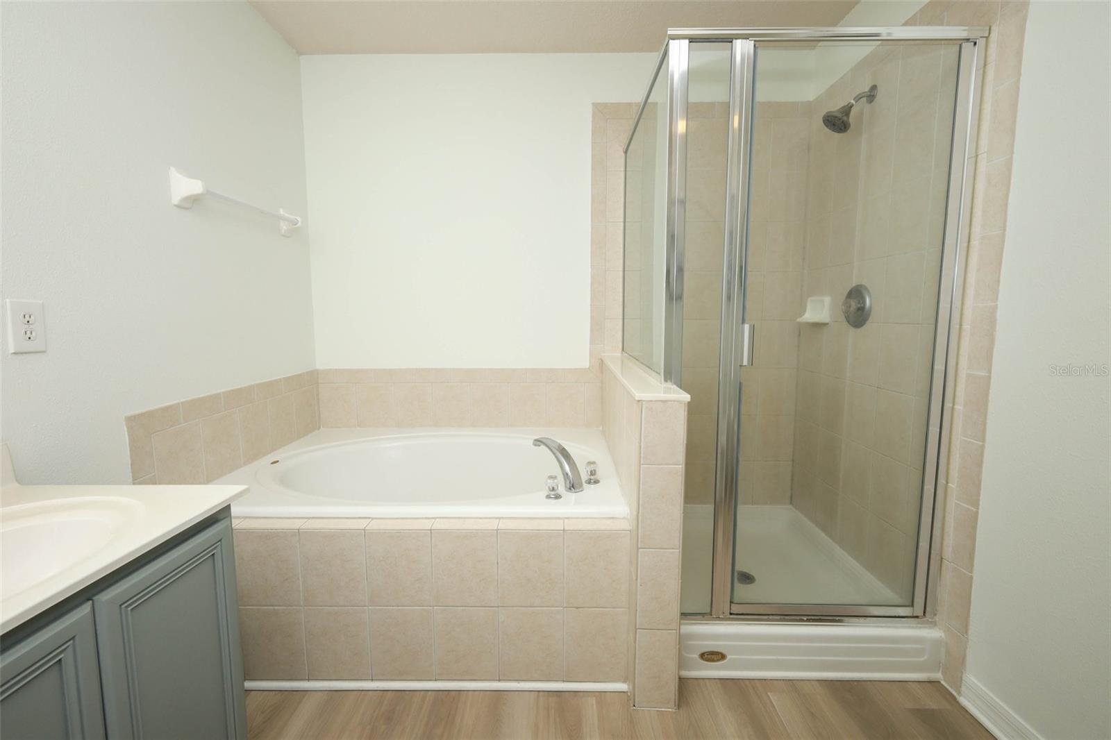 Image 32 of 58 For 1032 Burland Circle