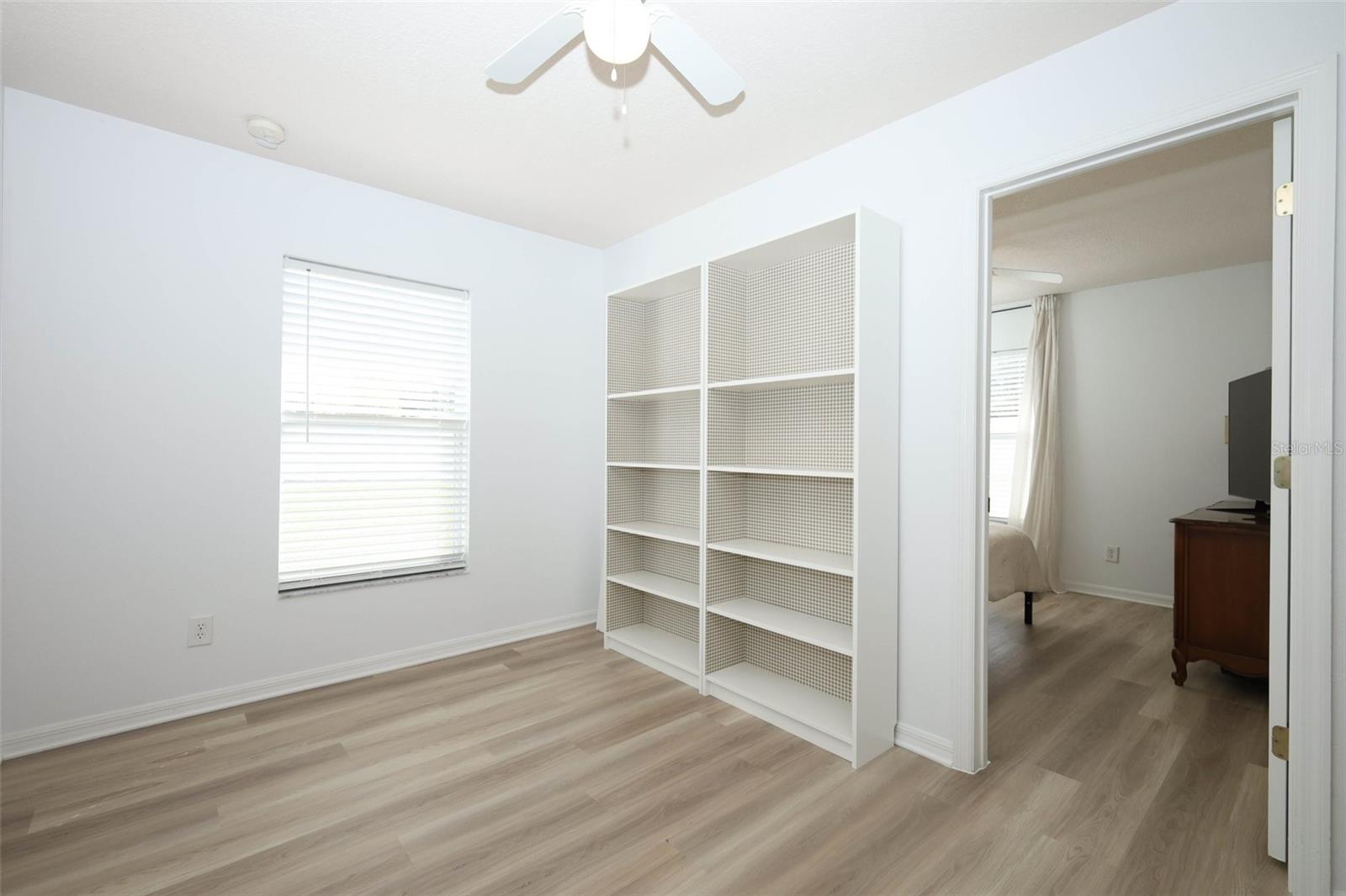 Image 39 of 58 For 1032 Burland Circle