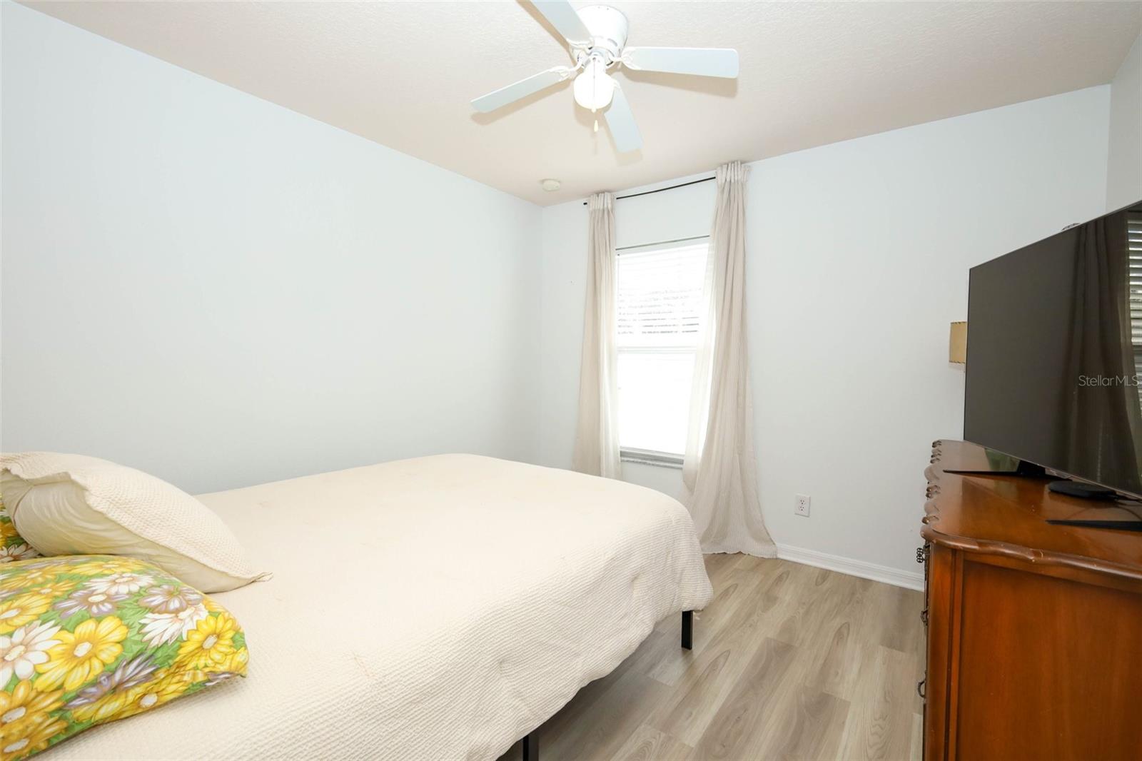 Image 40 of 58 For 1032 Burland Circle