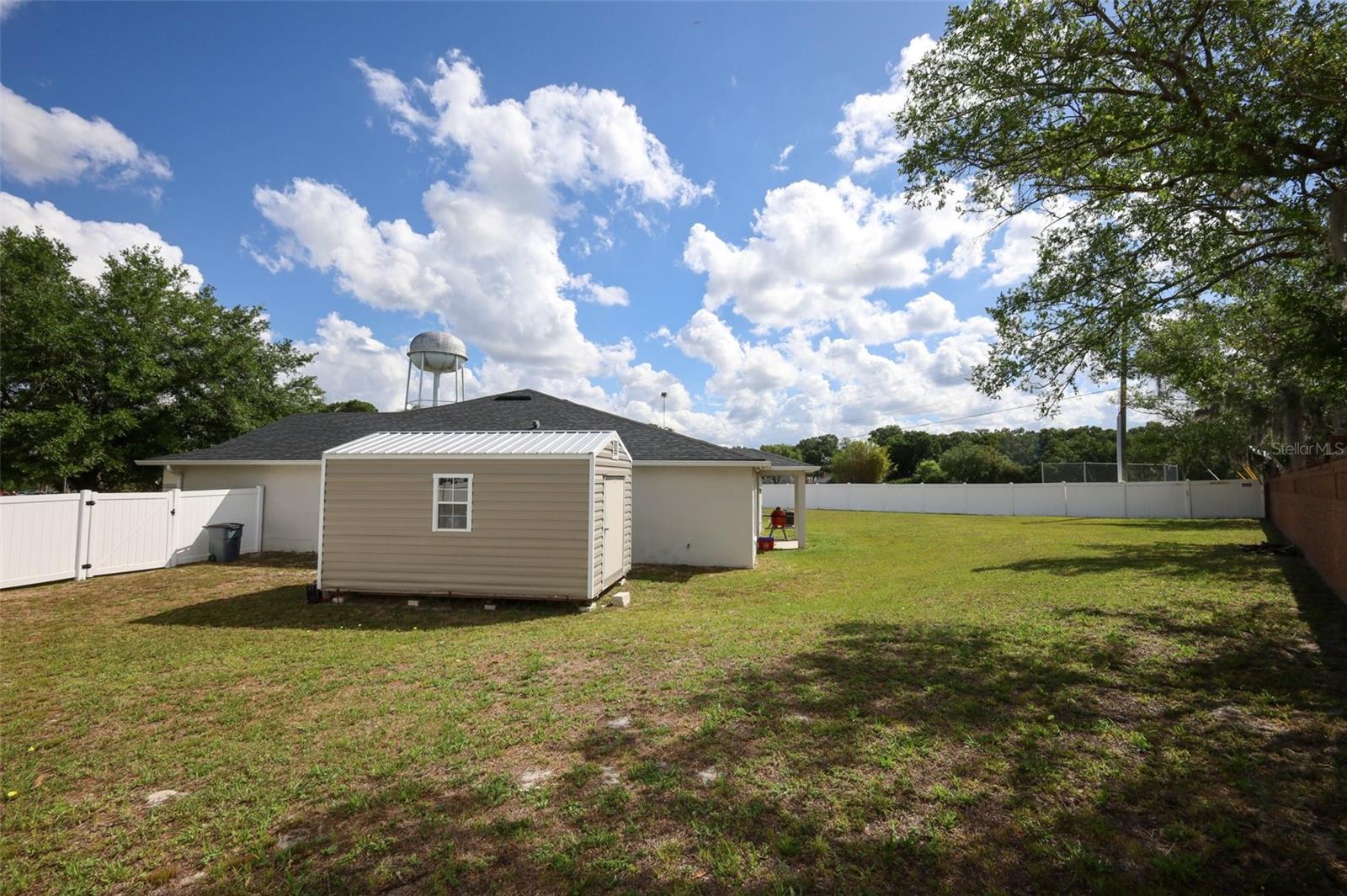 Image 47 of 58 For 1032 Burland Circle