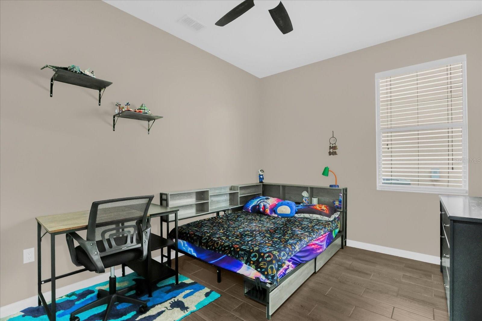 Image 21 of 38 For 235 Venetian Bay Circle