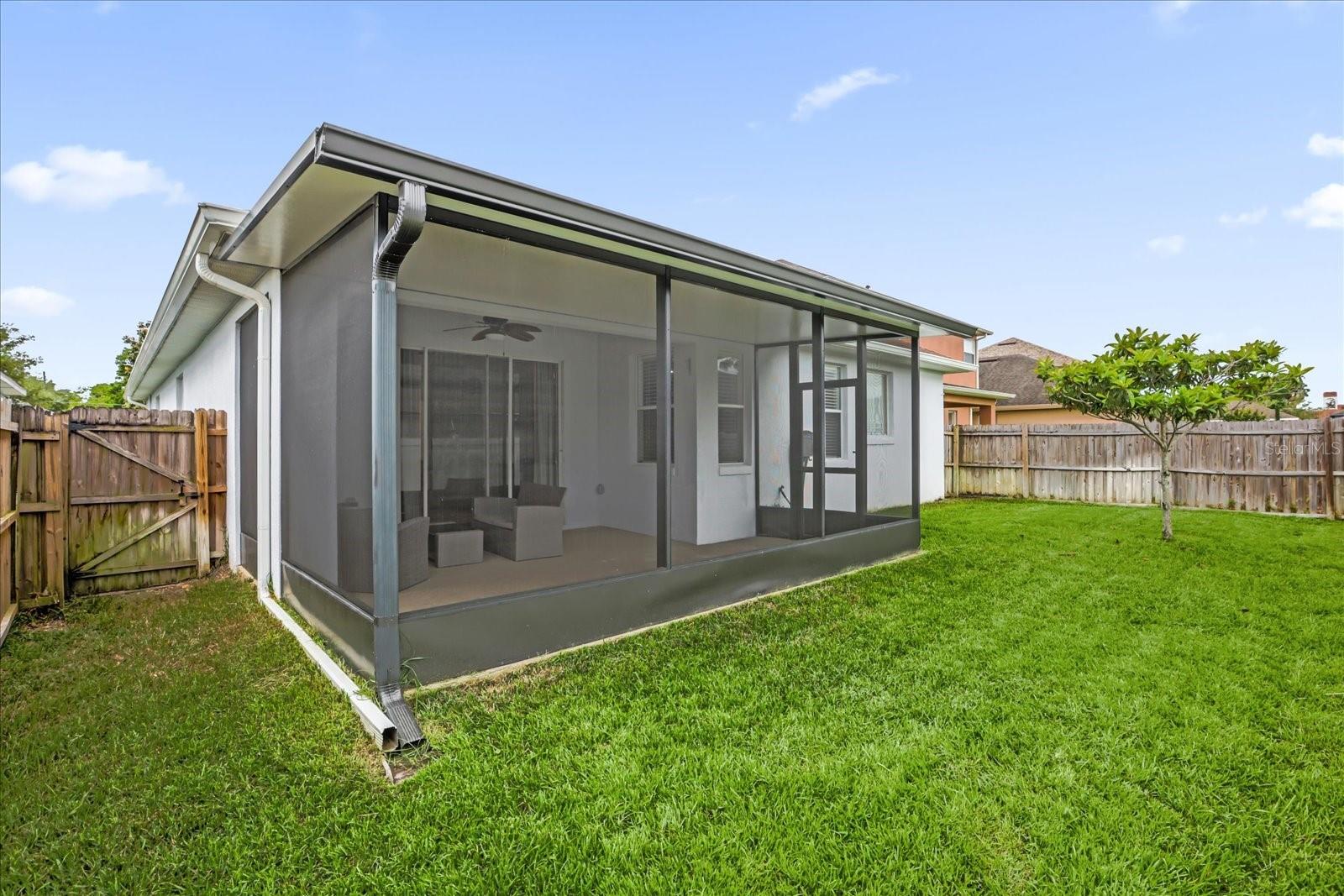 Image 27 of 38 For 235 Venetian Bay Circle