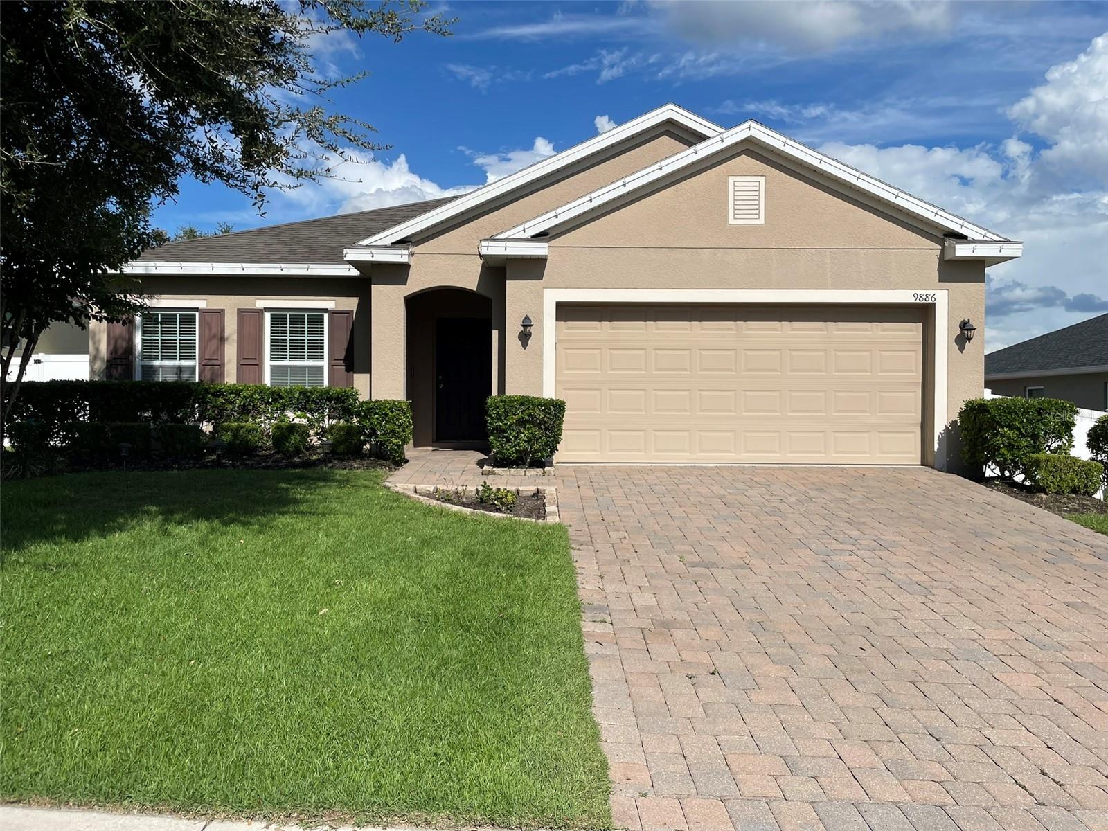 Details for 9886 Lenox Street, CLERMONT, FL 34711