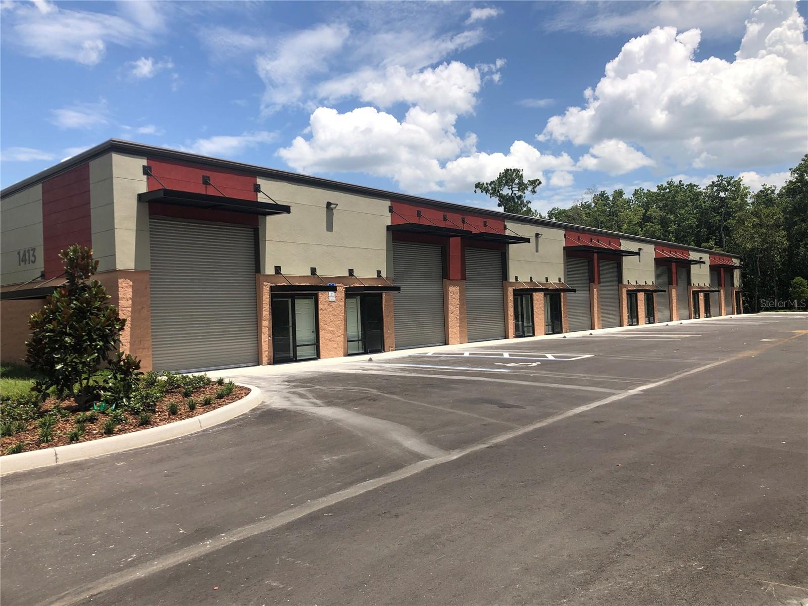 Image 2 of 2 For 1413 Hamlin Avenue 8