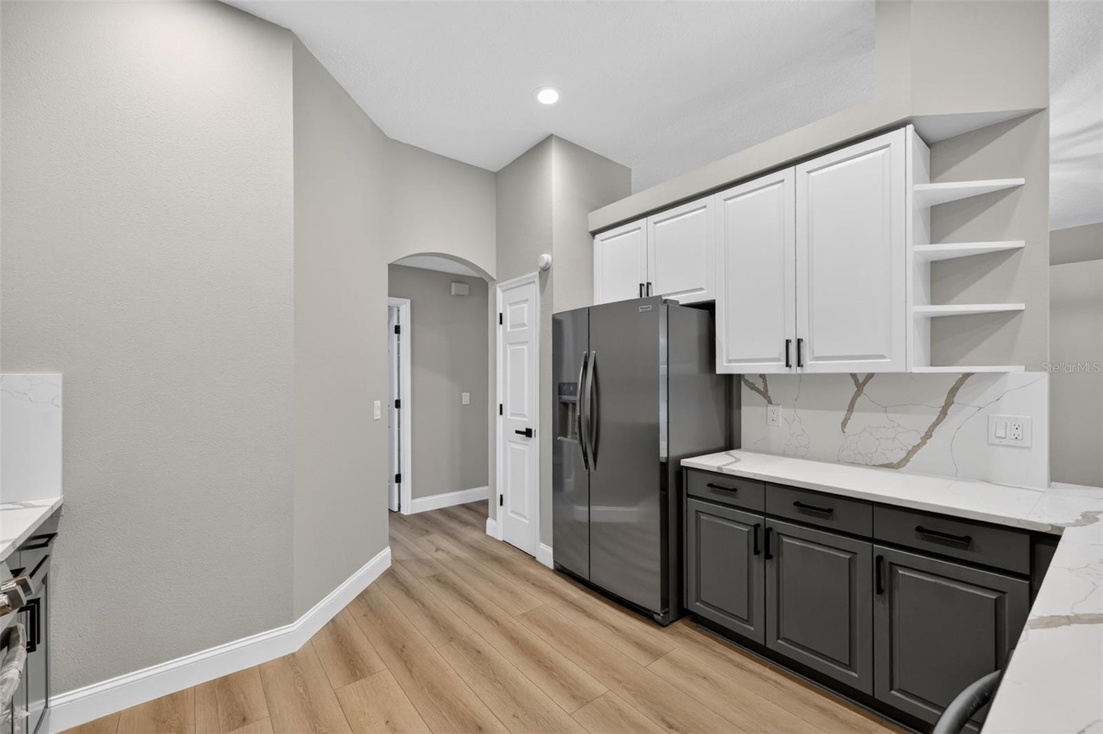 Image 6 of 35 For 14818 Heronglen Drive