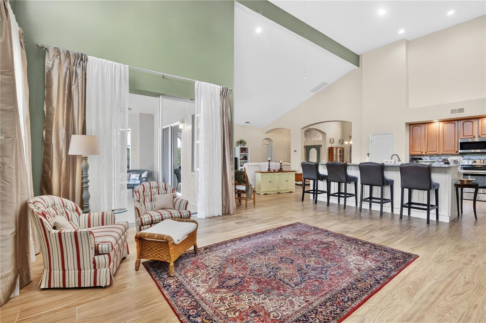 Image 11 of 58 For 9639 Westover Club Circle