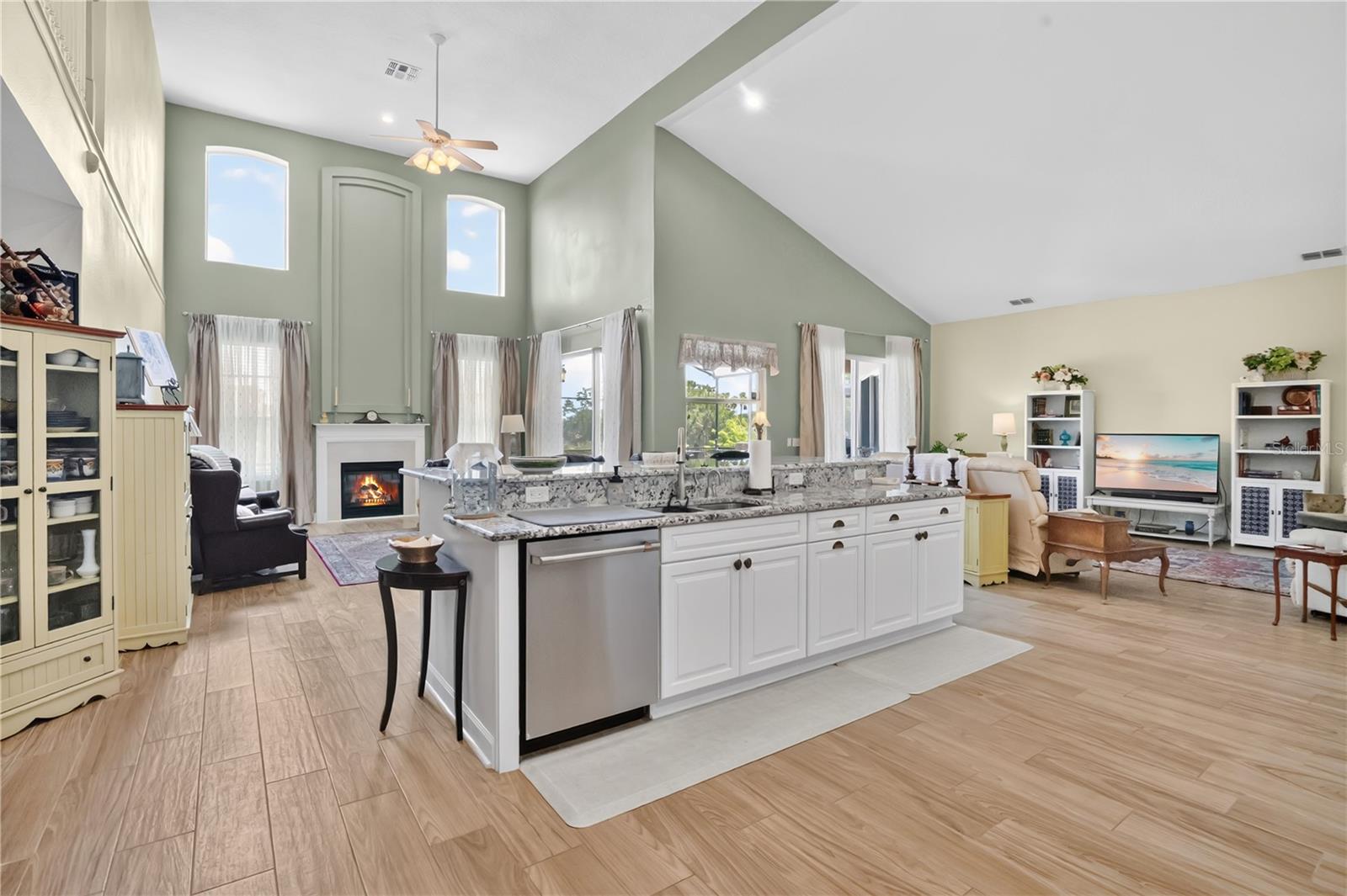 Image 9 of 58 For 9639 Westover Club Circle