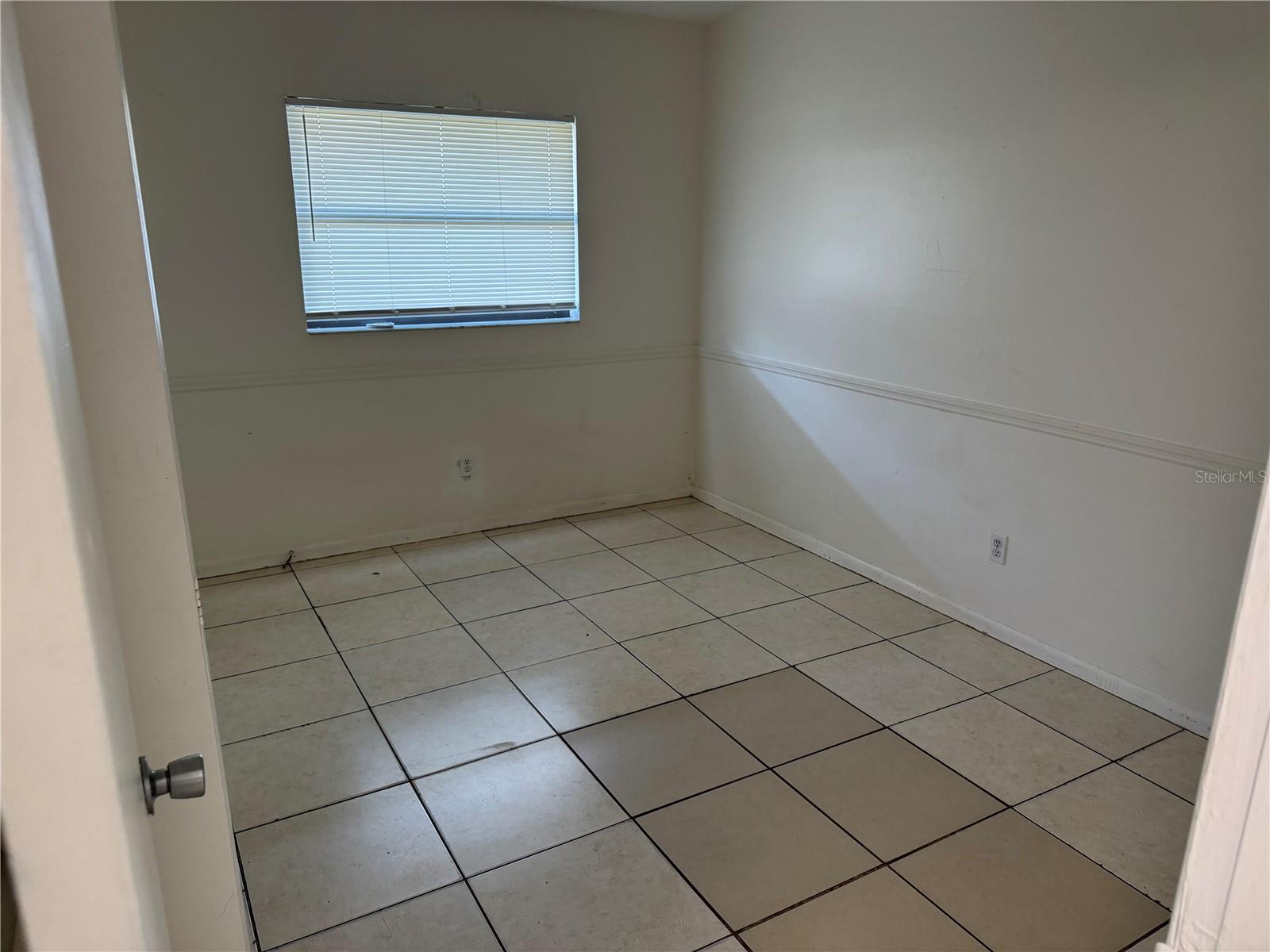 Image 10 of 12 For 126 Willow Avenue