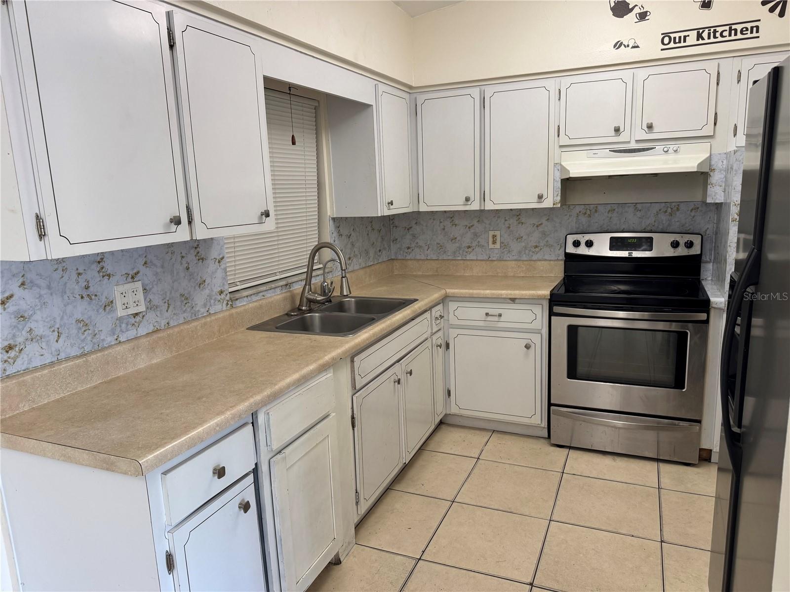 Image 5 of 12 For 126 Willow Avenue