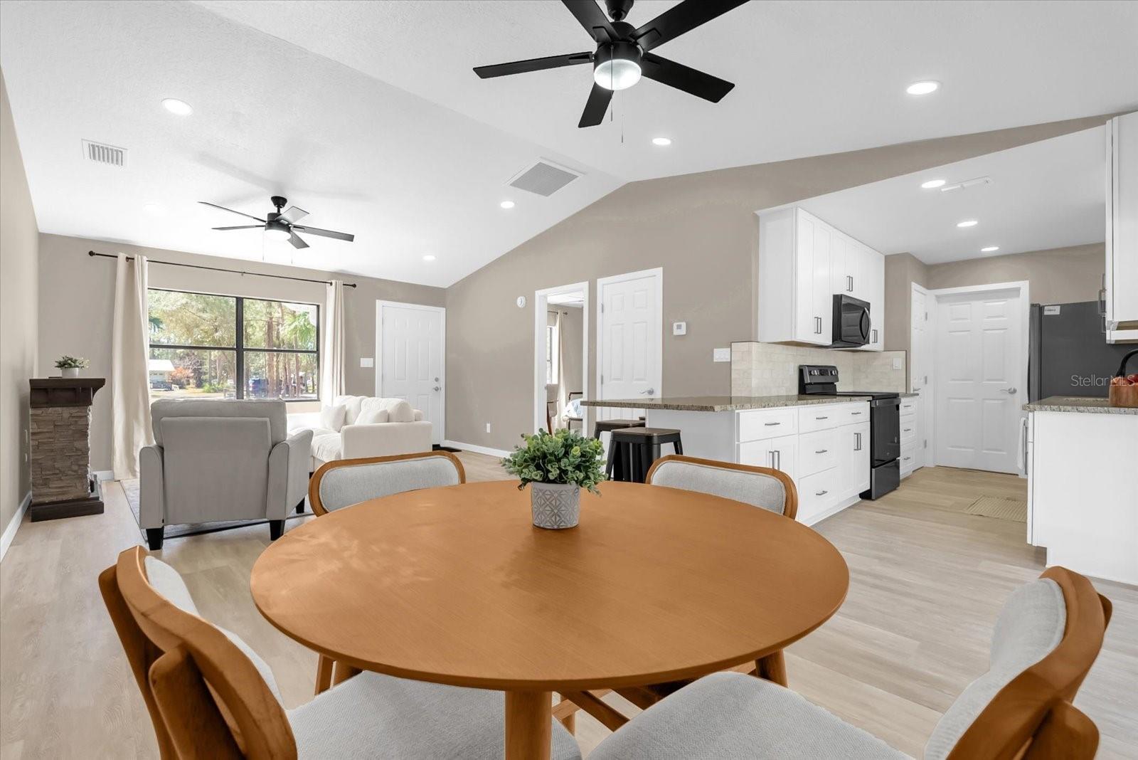 Image 12 of 27 For 4840 Mango Avenue