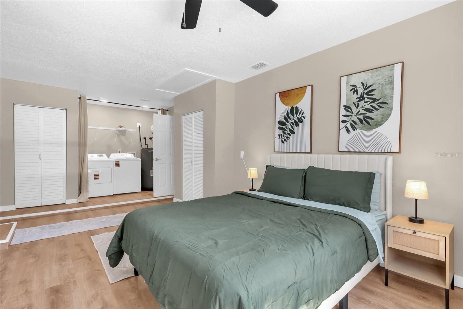 Image 20 of 27 For 4840 Mango Avenue