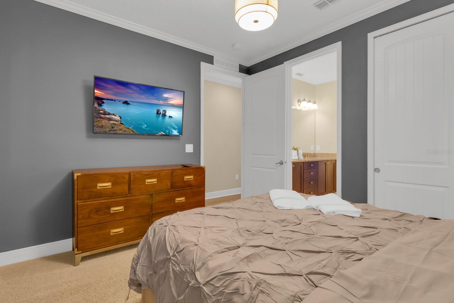 Image 47 of 64 For 7568 Marker Avenue