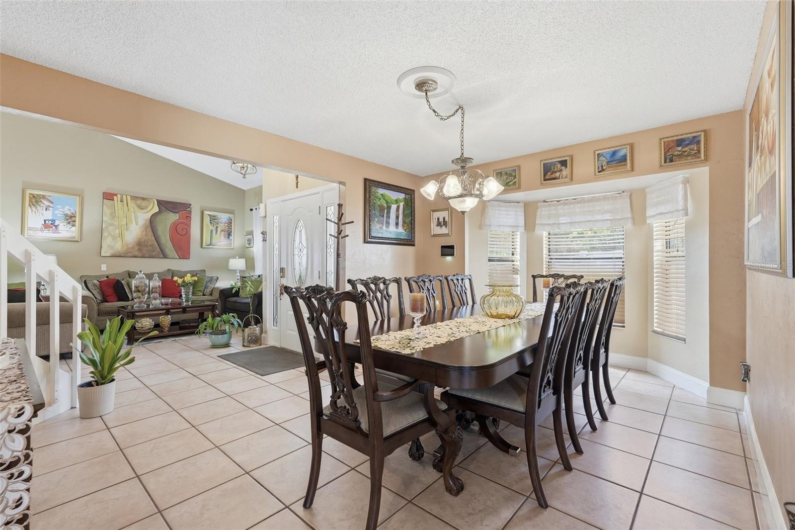 Image 14 of 36 For 2207 Whispering Maple Drive