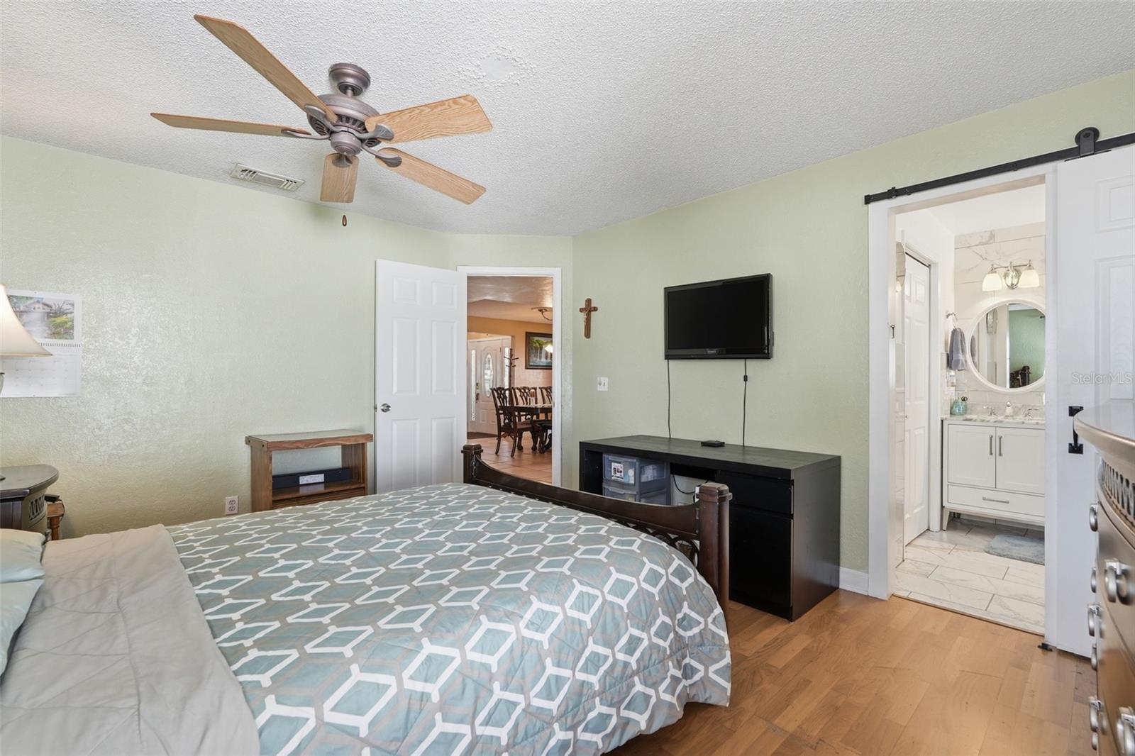 Image 17 of 36 For 2207 Whispering Maple Drive