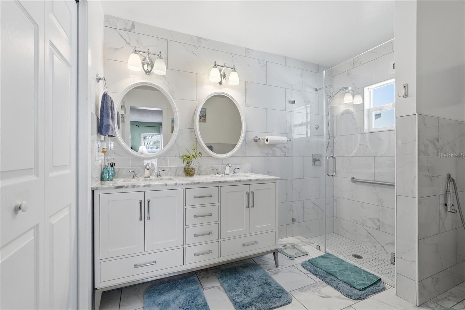 Image 18 of 36 For 2207 Whispering Maple Drive