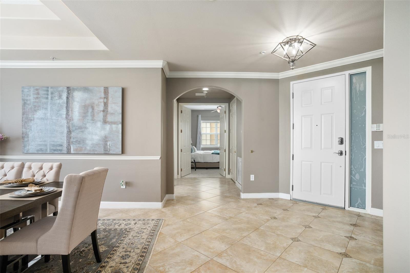 Listing photo id 9 for 8743 The Esplanade  24