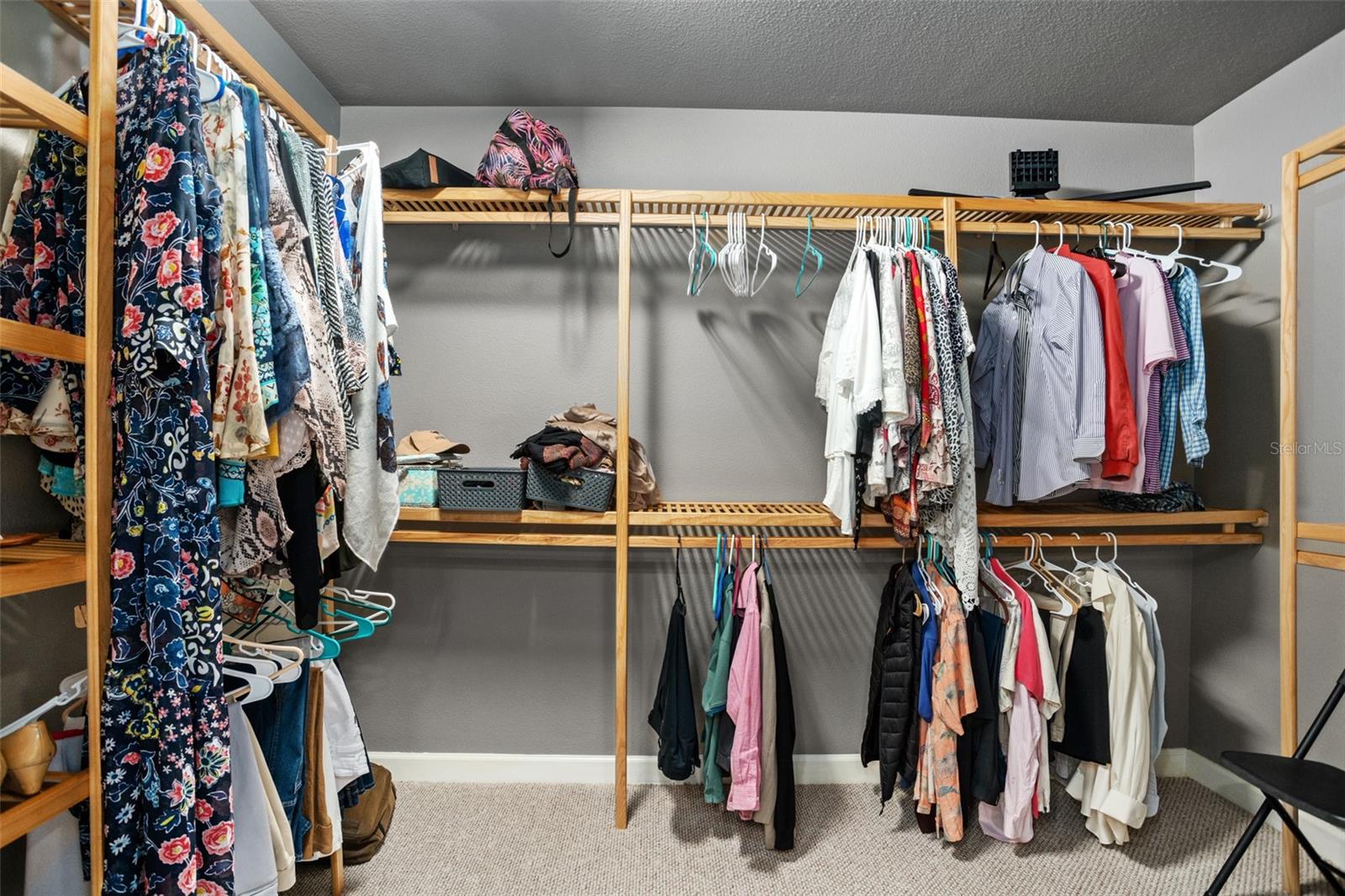 Listing photo id 27 for 8743 The Esplanade  24