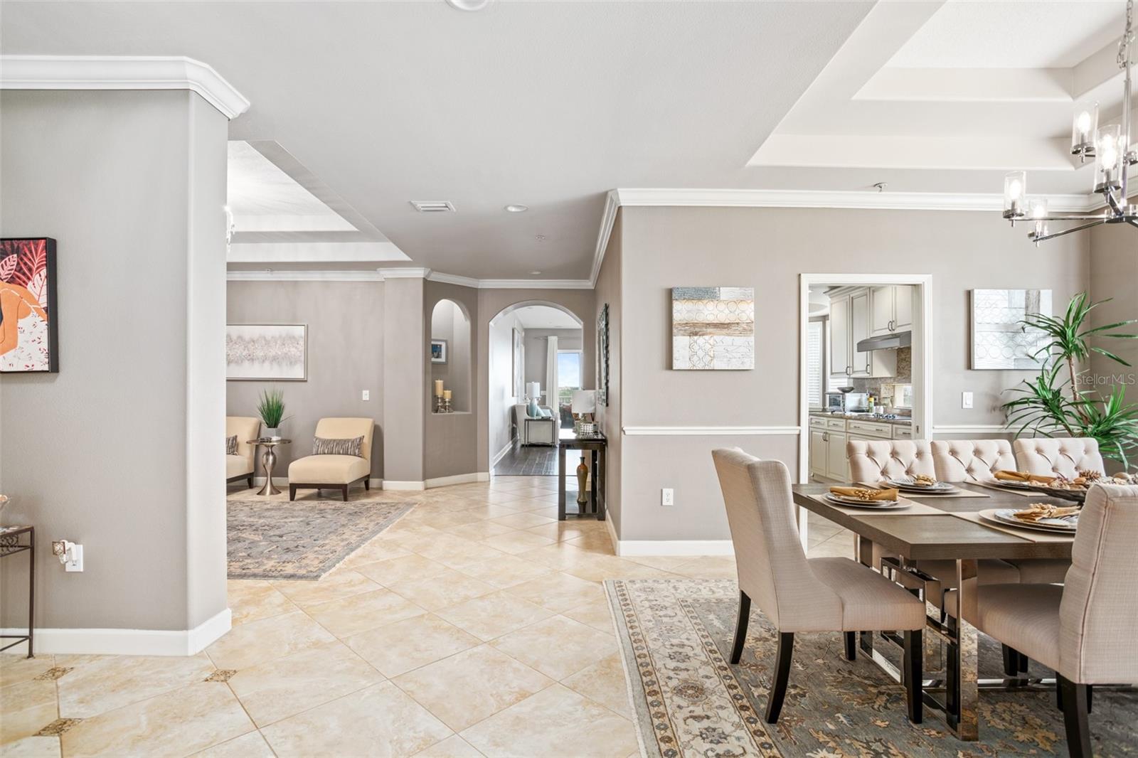Listing photo id 5 for 8743 The Esplanade  24