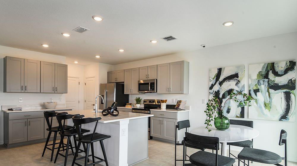 Listing photo id 20 for 764 Hazelwood Court