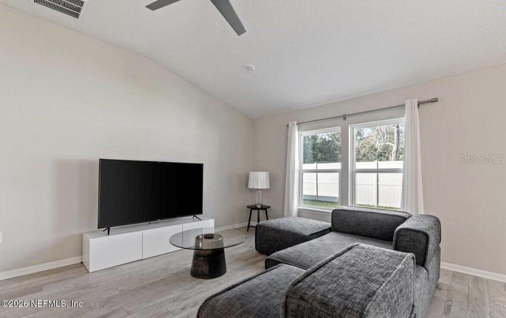 Image 20 of 38 For 3106 Hawks Hill Lane