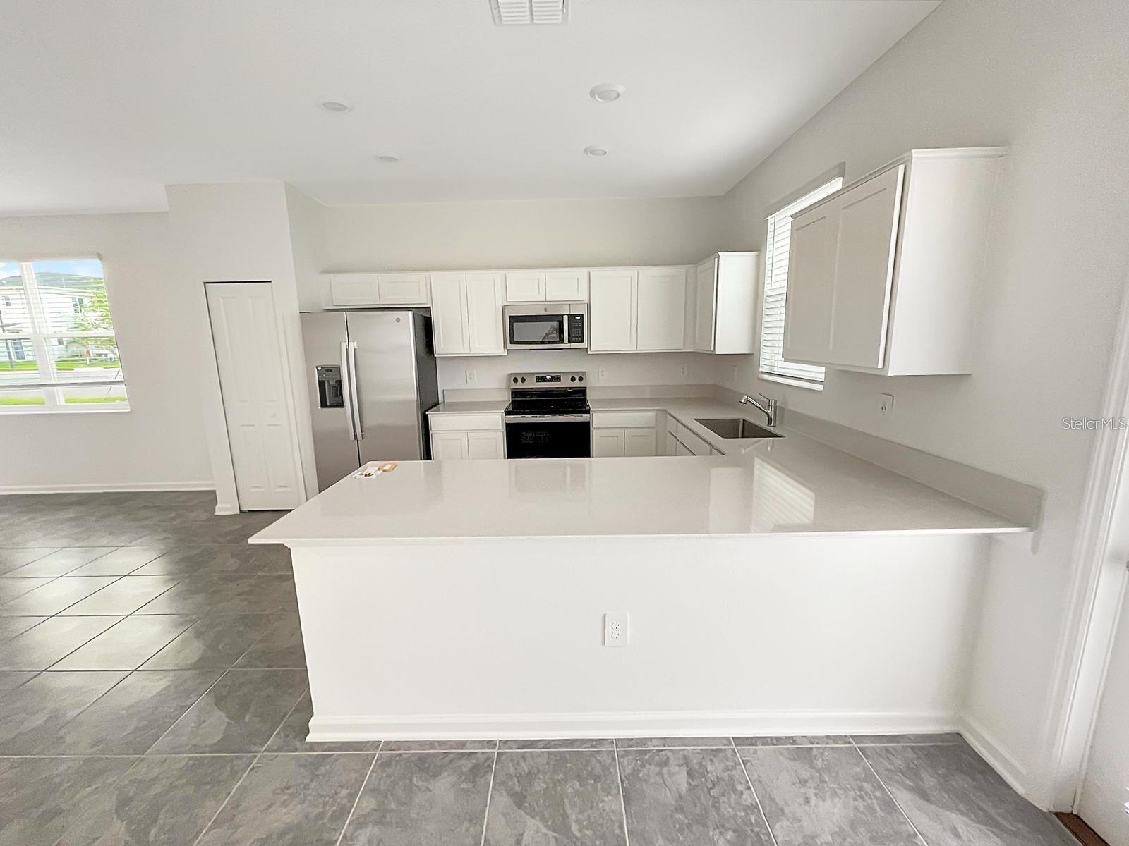 Image 9 of 22 For 218 Nine Iron Drive