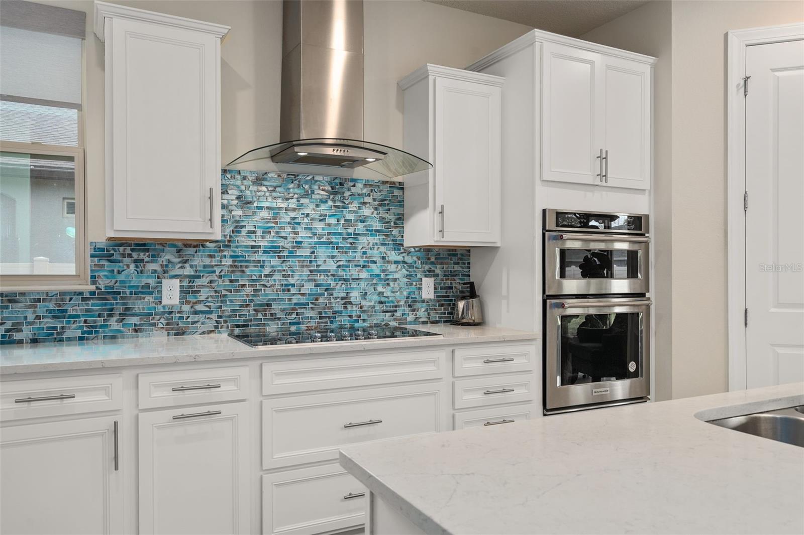 Image 20 of 33 For 284 Island Sound Court