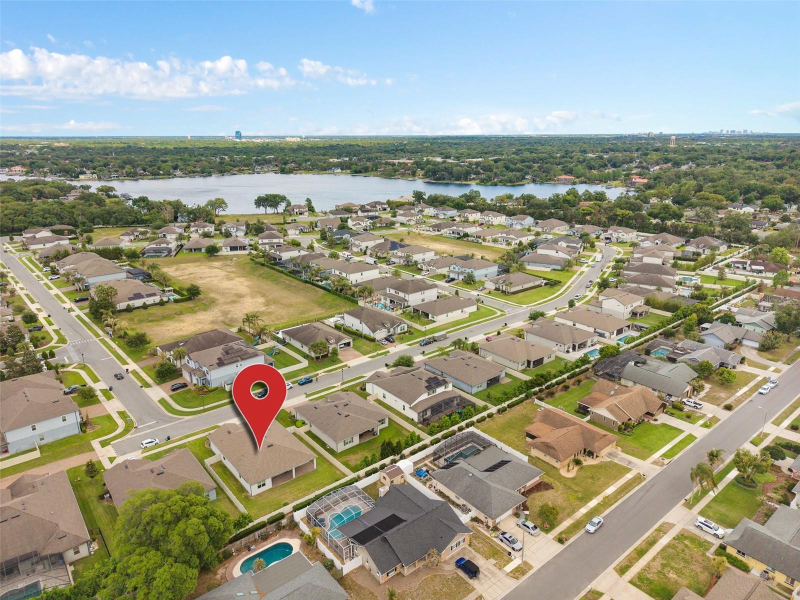 Image 3 of 33 For 284 Island Sound Court