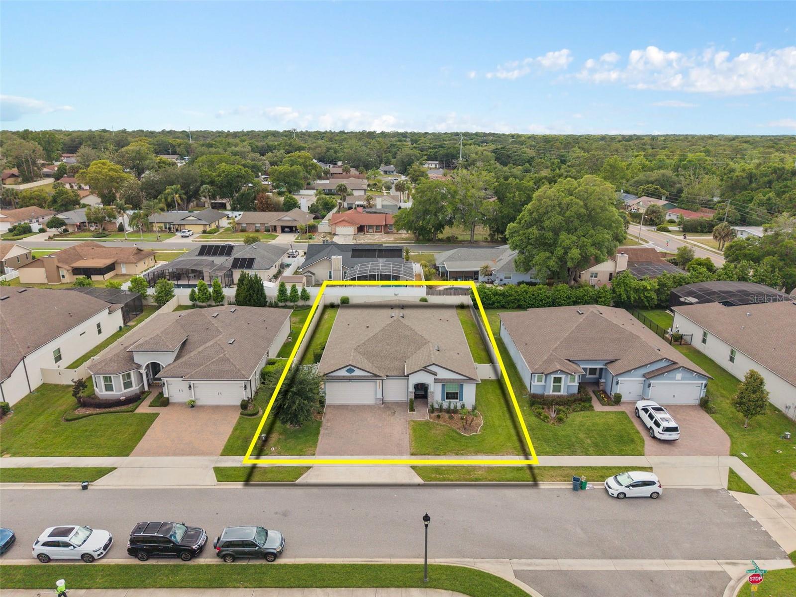 Image 5 of 33 For 284 Island Sound Court