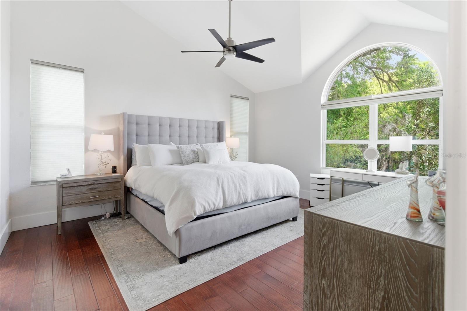 Image 15 of 38 For 363 Phelps Avenue