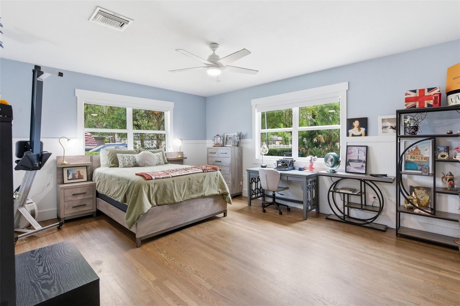 Image 21 of 38 For 363 Phelps Avenue