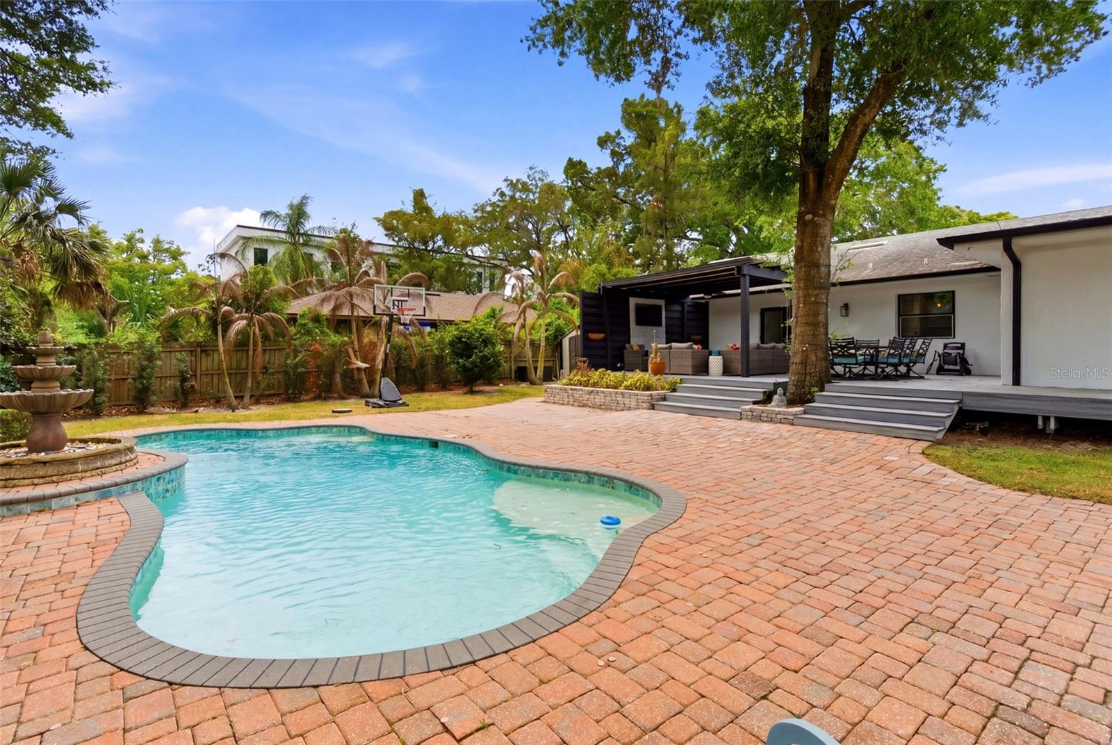 Image 34 of 38 For 363 Phelps Avenue