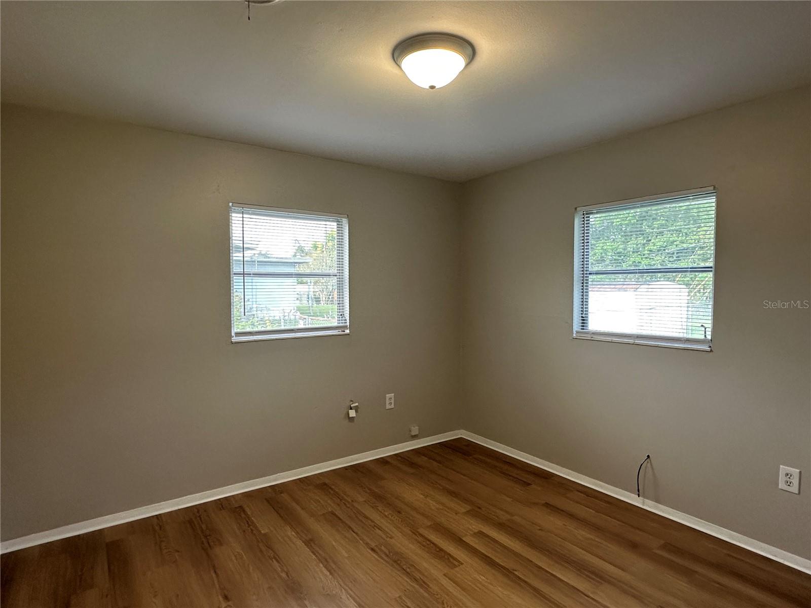 Image 13 of 18 For 1014 Park Manor Drive