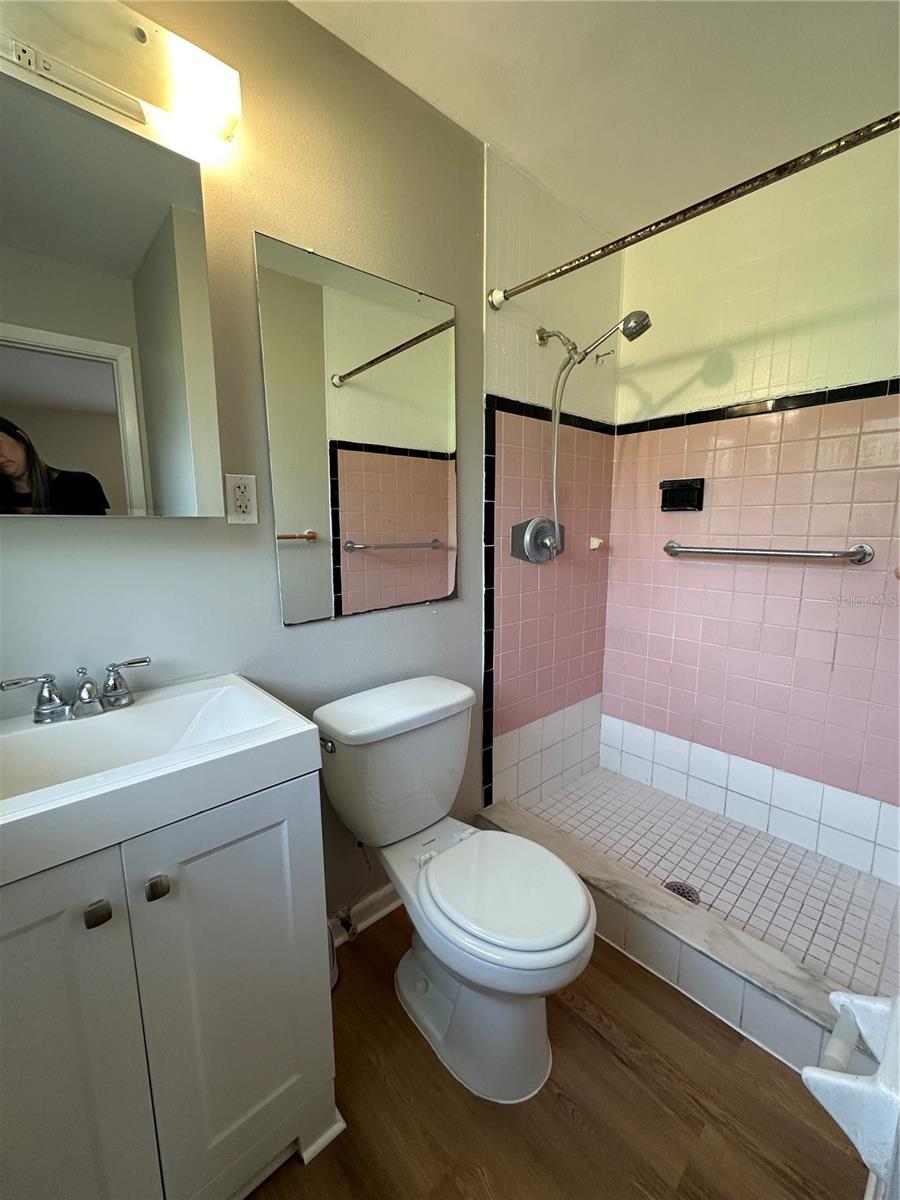 Image 15 of 18 For 1014 Park Manor Drive