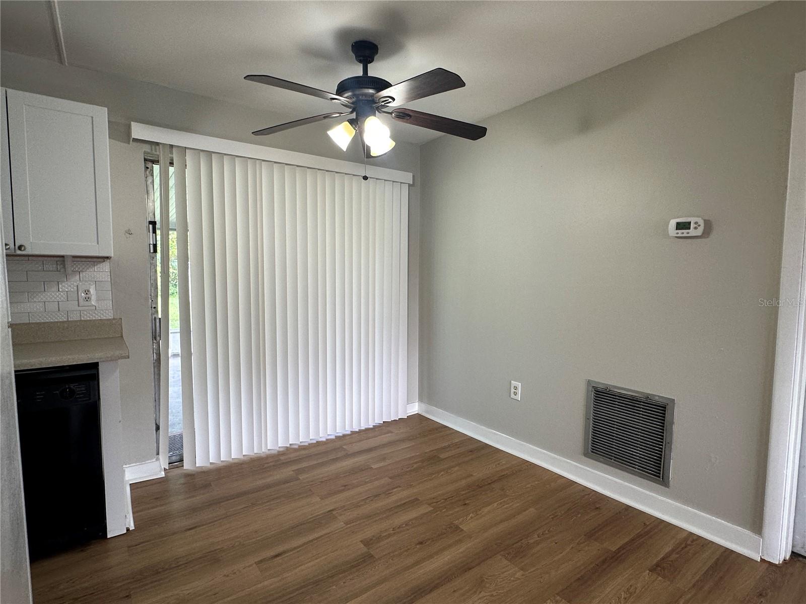 Image 5 of 18 For 1014 Park Manor Drive