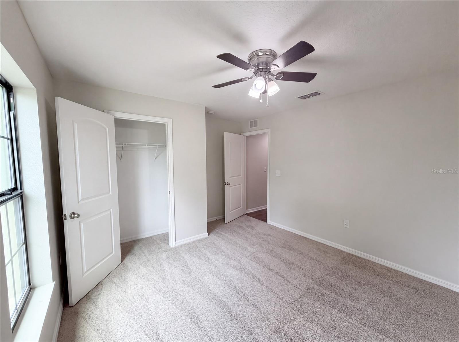 Image 14 of 21 For 2440 Bracknell Forest Trail