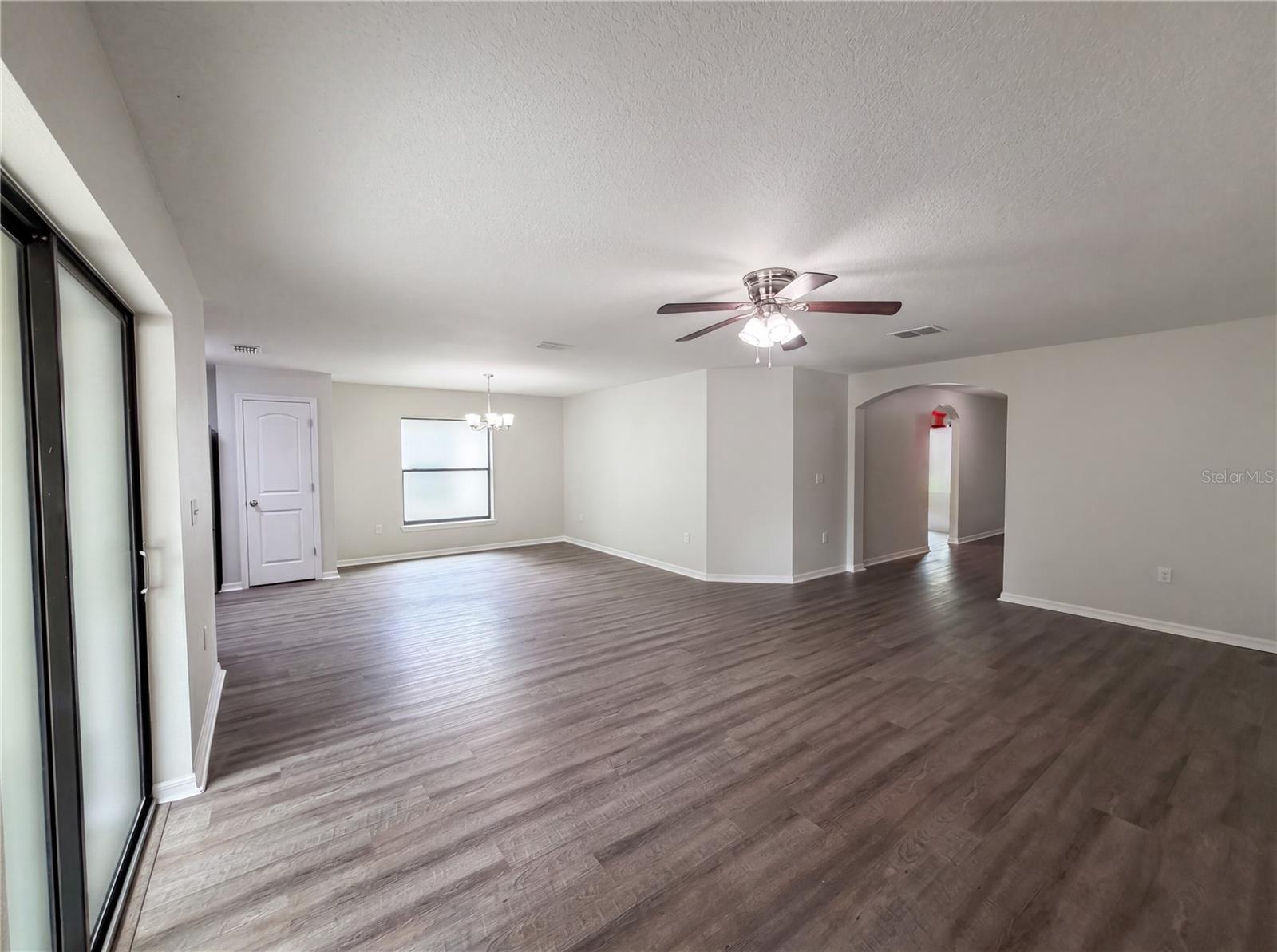 Image 7 of 21 For 2440 Bracknell Forest Trail