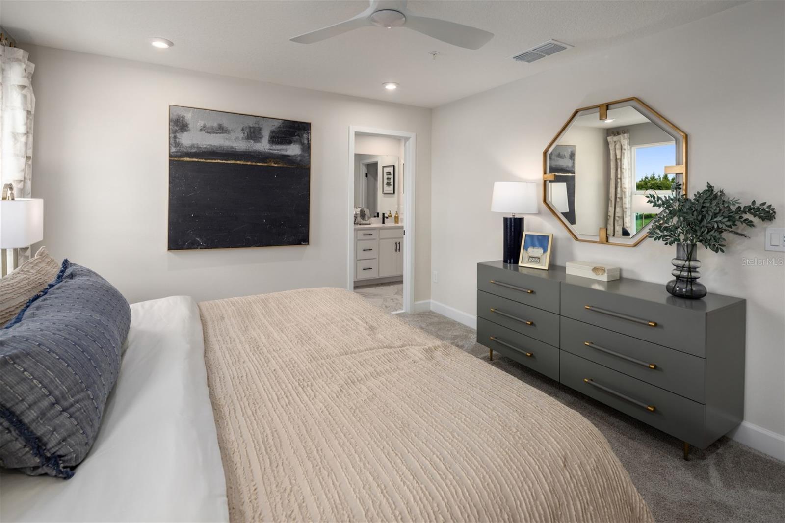 Image 11 of 22 For 2816 Camellia Flower Street